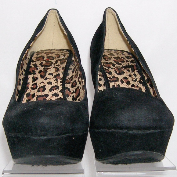 Love Culture 'Ceasar-55' black round toe wedges 7 - Picture 3 of 8